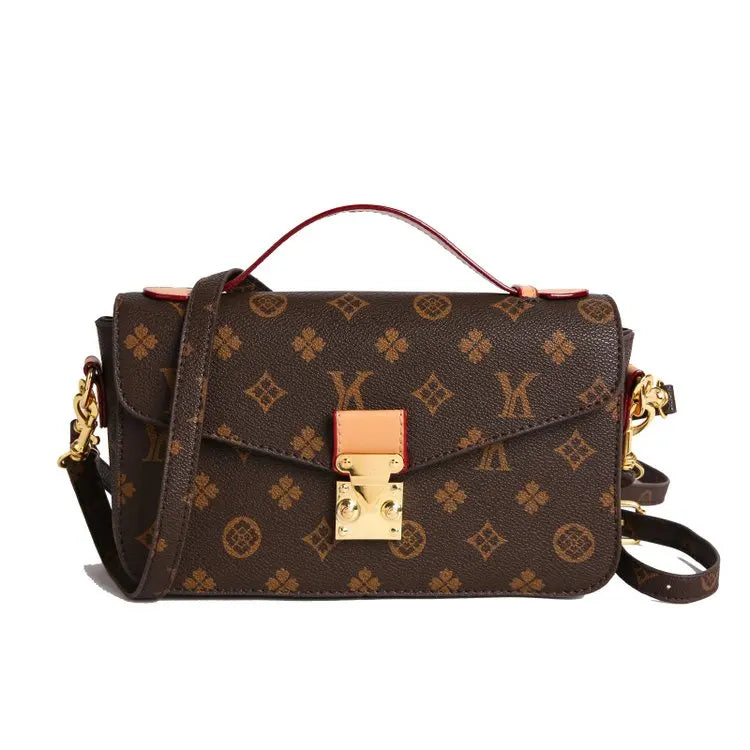 Luxury Women's Tote Bag Made Of Fine Leather Boasting Casual Vintage And Paris Trendy Chic Look